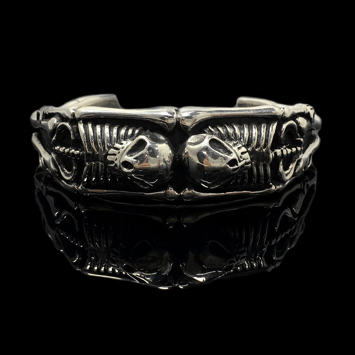 Retro Silver Double Skull Open Bracelet
