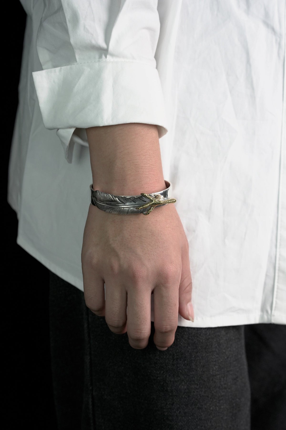 Takahashi Goro Feather Retro Sterling Silver Bangle
